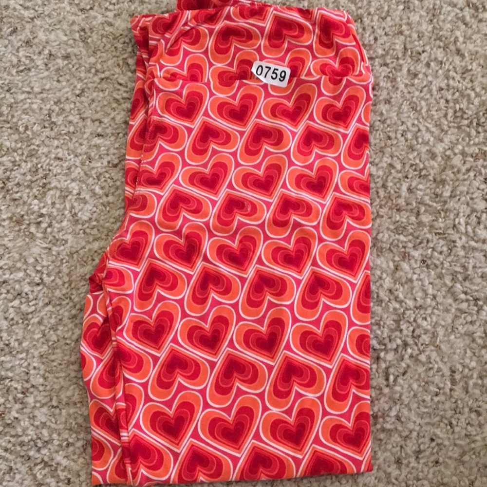 T/C Heart Valentines Lula Leggings